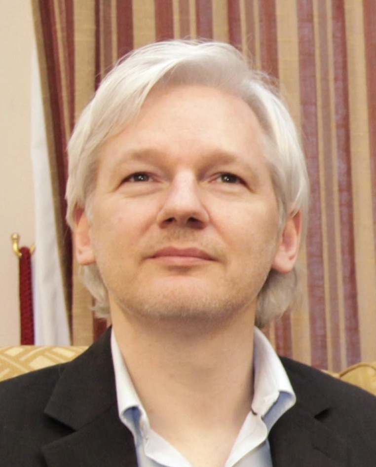 Från solidaritetsmanifestationen till stöd för Julian Assange 3 juli.
