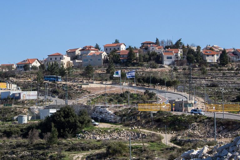 Stoppa Israels byggande av illegala bostäder!