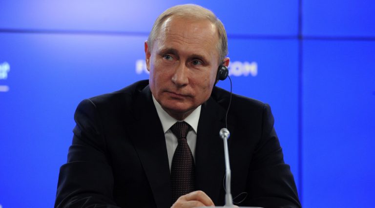 Putin: ”Situationen är i viss mån revolutionär”. Vad menar karln?