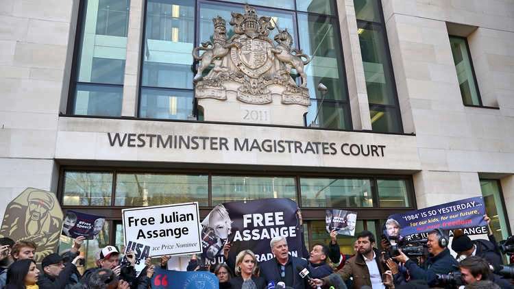 Varför uppsköt Storbritannien utlämnandet av Julian Assange till nästa år? Bestämmer regeringen? Av ordförande i Swedish Doctors for Human Rights.