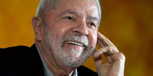 Lula: Putin och Zelenskyj är lika skyldiga till kriget