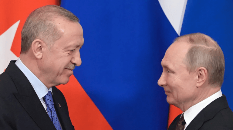 Moskva är värd för ett möte som syftar till normalisering mellan Syrien och Turkiet